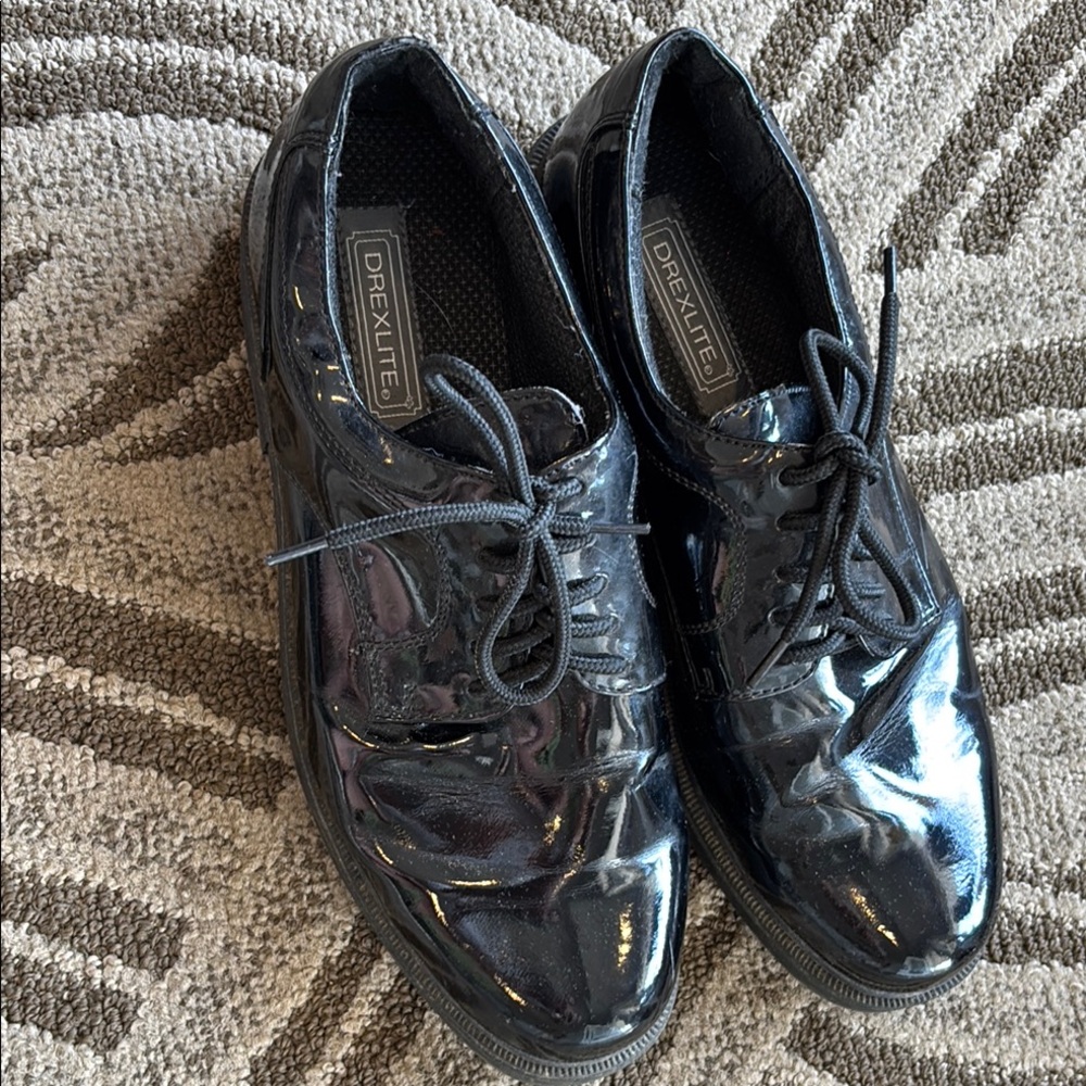 Sleek Black Oxfords with Glossy Finish